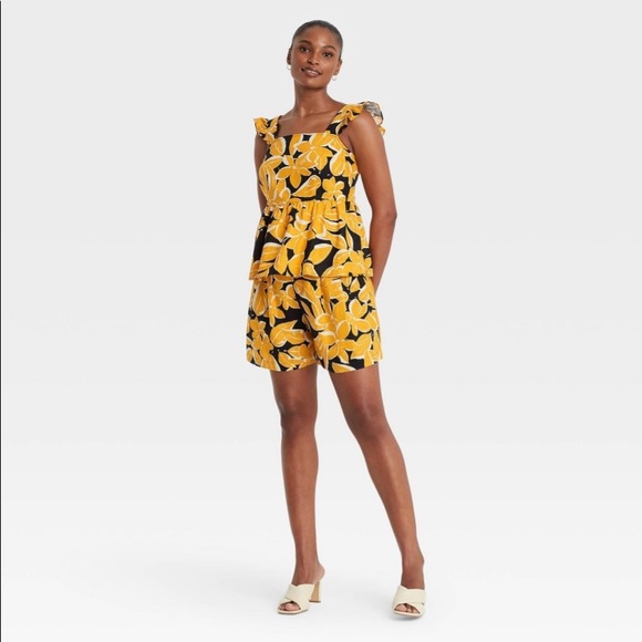 Who What Wear Ruffle Sleeve Floral Empire Tank Top - Picture 3 of 4